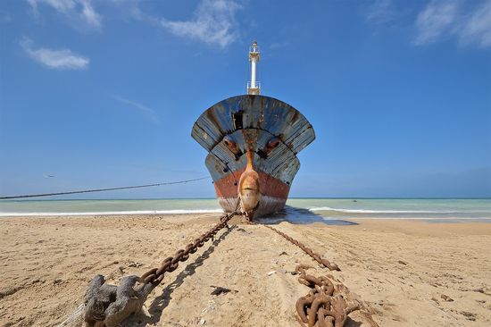 Gebeachtes Schiff für Recycling